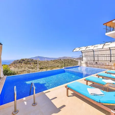 Asfina, Wunderschone Mit 4 Schlafzimmern, Privatem, Solar Beheiztem Pool Und Herrlichem Meerblick Villa