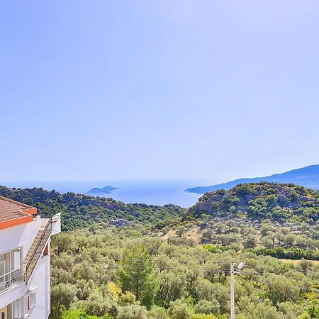 Asfina, Wunderschone Mit 4 Schlafzimmern, Privatem, Solar Beheiztem Pool Und Herrlichem Meerblick Villa *