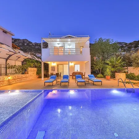 Asfina, Wunderschone Mit 4 Schlafzimmern, Privatem, Solar Beheiztem Pool Und Herrlichem Meerblick Villa Kalkan