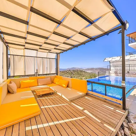 Asfina, Wunderschone Mit 4 Schlafzimmern, Privatem, Solar Beheiztem Pool Und Herrlichem Meerblick Villa