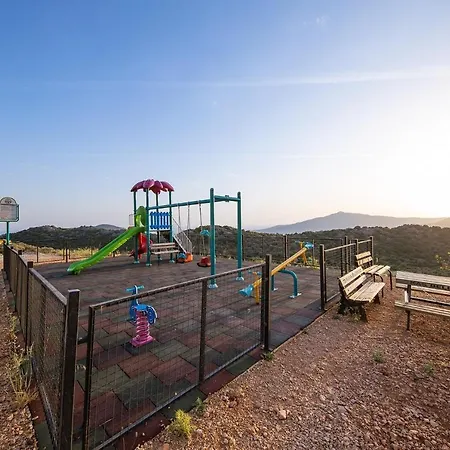 Asfina, Wunderschone Mit 4 Schlafzimmern, Privatem, Solar Beheiztem Pool Und Herrlichem Meerblick