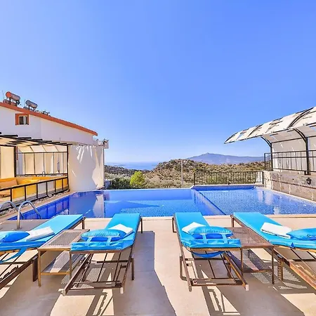 Asfina, Wunderschone Mit 4 Schlafzimmern, Privatem, Solar Beheiztem Pool Und Herrlichem Meerblick Villa Kalkan