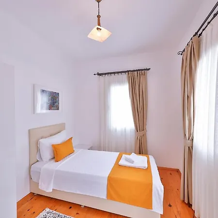 Villa Asfina, Wunderschone Mit 4 Schlafzimmern, Privatem, Solar Beheiztem Pool Und Herrlichem Meerblick